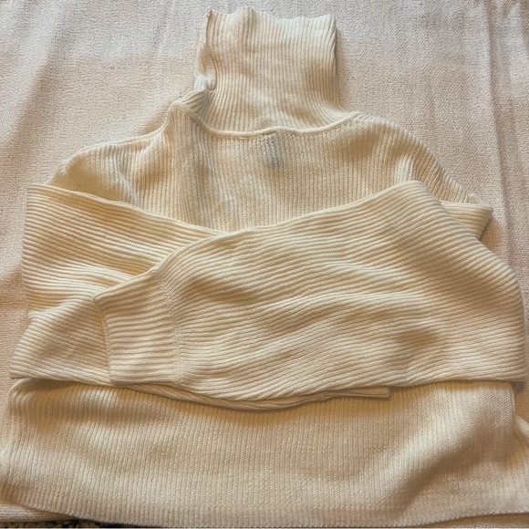 ribbed knit turtleneck sweater - Picture 5 of 6